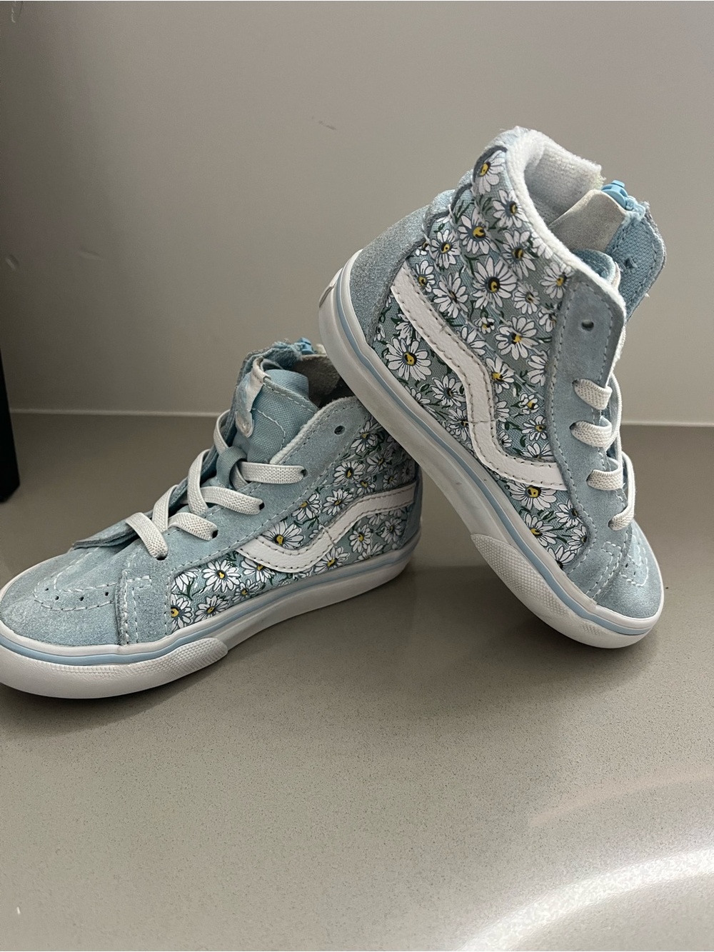 VANS Toddler High-Top Sneakers in Light Blue with Daisy Print